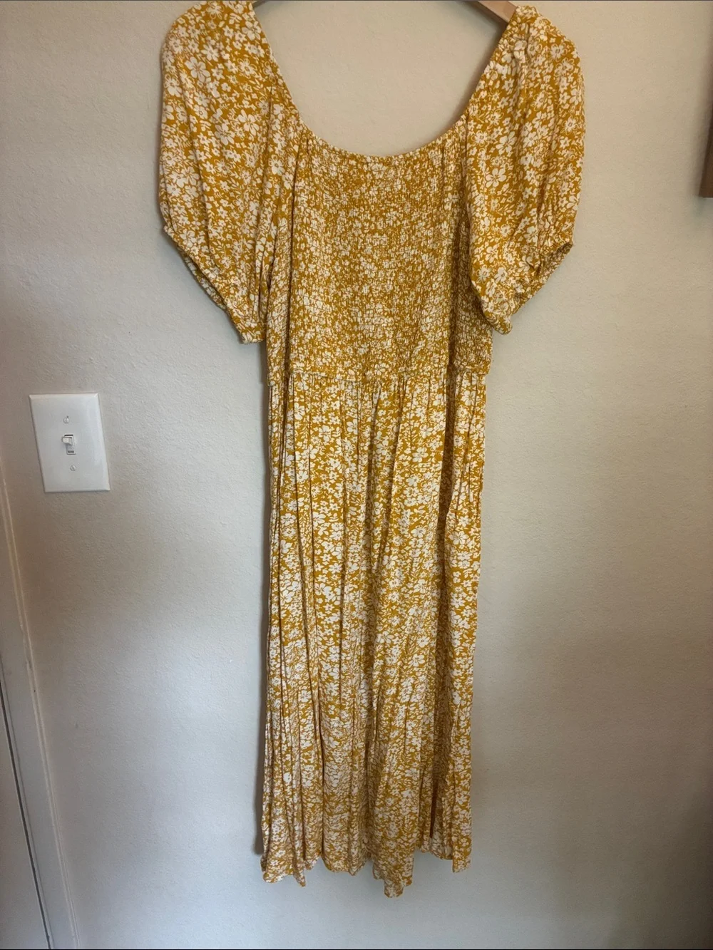 Apricot Yellow Floral Smocked Puff Sleeve Midi Dress size 10 - Picture 3 of 5